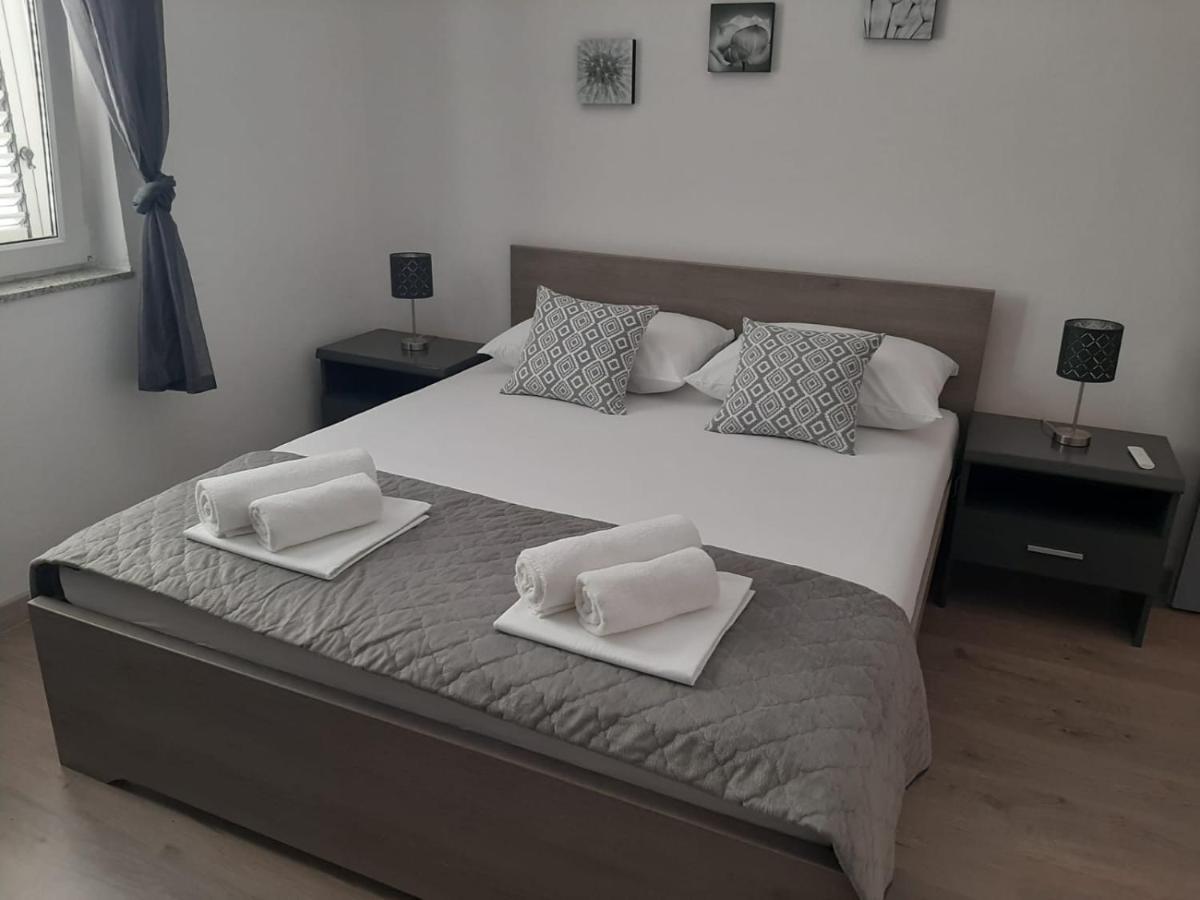 Alberta Apartamento Vodice
