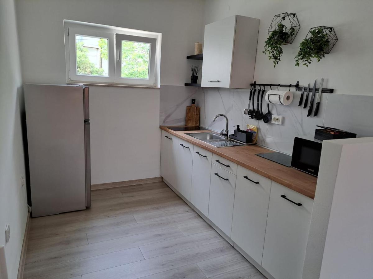 Alberta Apartamento *